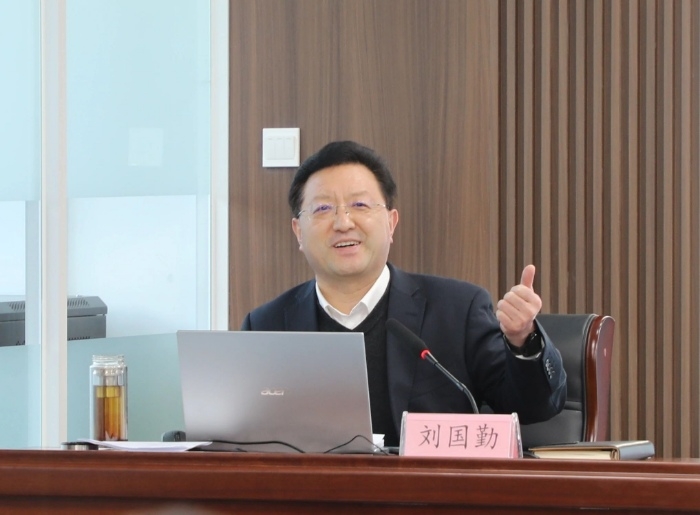 市政府國資委黨委書記、主任劉國勤到常山集團講專題黨課